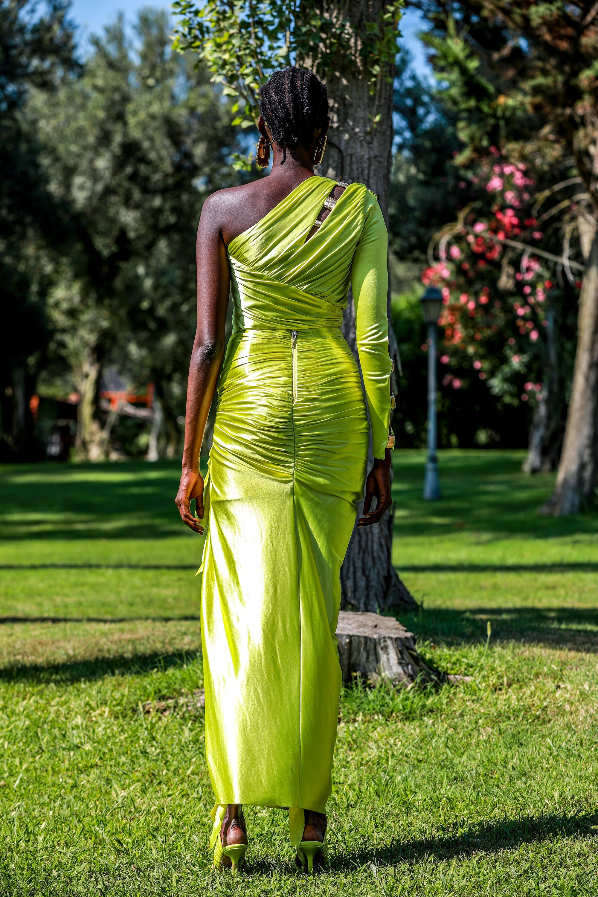 one-shouldered-draped-midi-dress raisa_vanessa one-shouldered-draped-midi-dress