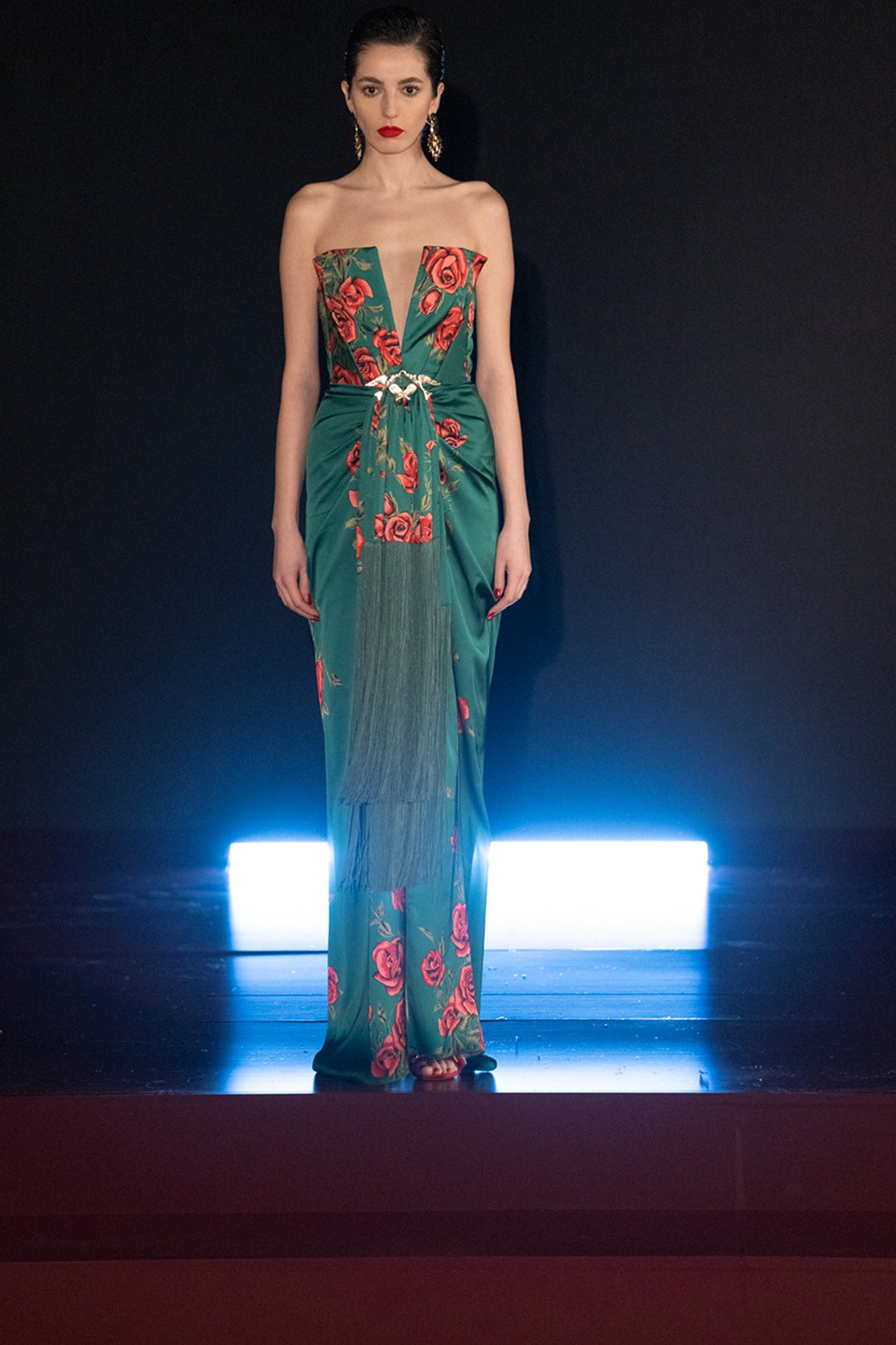 FW22-D-852-Green-36 raisa_vanessa rose-patterned-strapless-maxi-dress-with-fringes