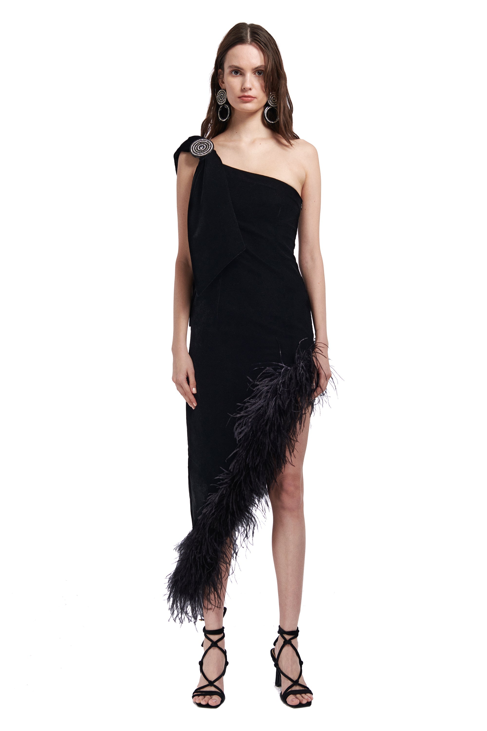 FW22-D-860-Black-36 raisa_vanessa velvet-asymmetrical-midi-dress-with-feather-details