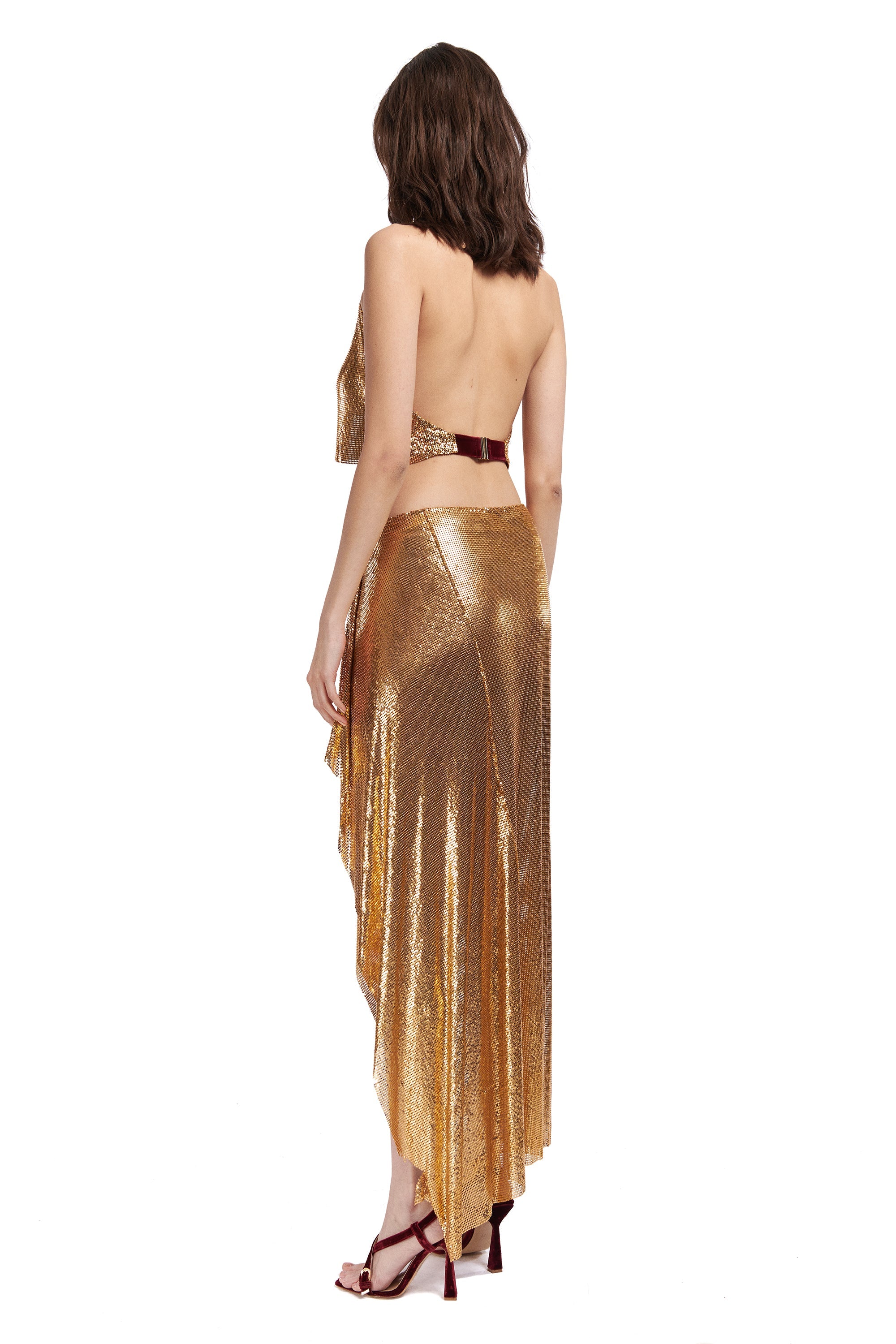 gold-metal-halter-neck-top raisa_vanessa gold-metal-halter-neck-top