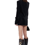 velvet-yarn-knit-cardigan-with-gold-gun-buckle-details raisa_vanessa velvet-yarn-knit-cardigan-with-gold-gun-buckle-details