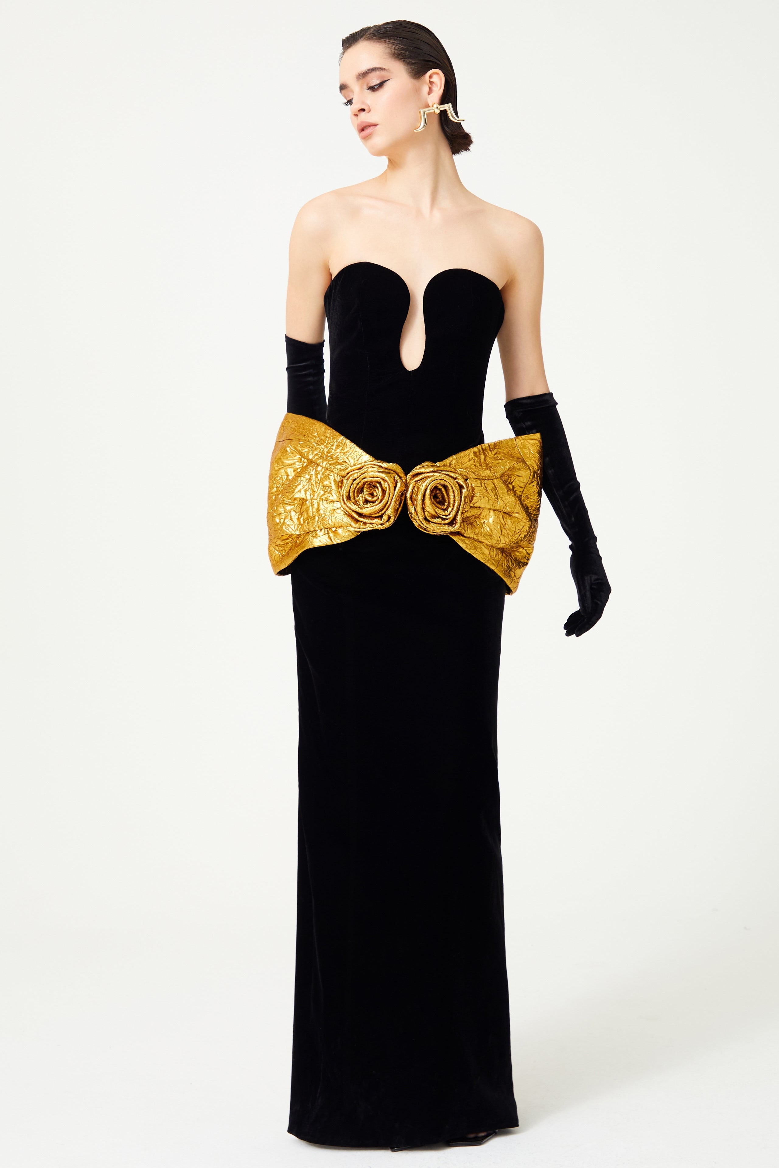 FW24-D-1009-Black-34 raisa_vanessa black-velvet-strapless-dress-with-handmade-gold-flower-detail
