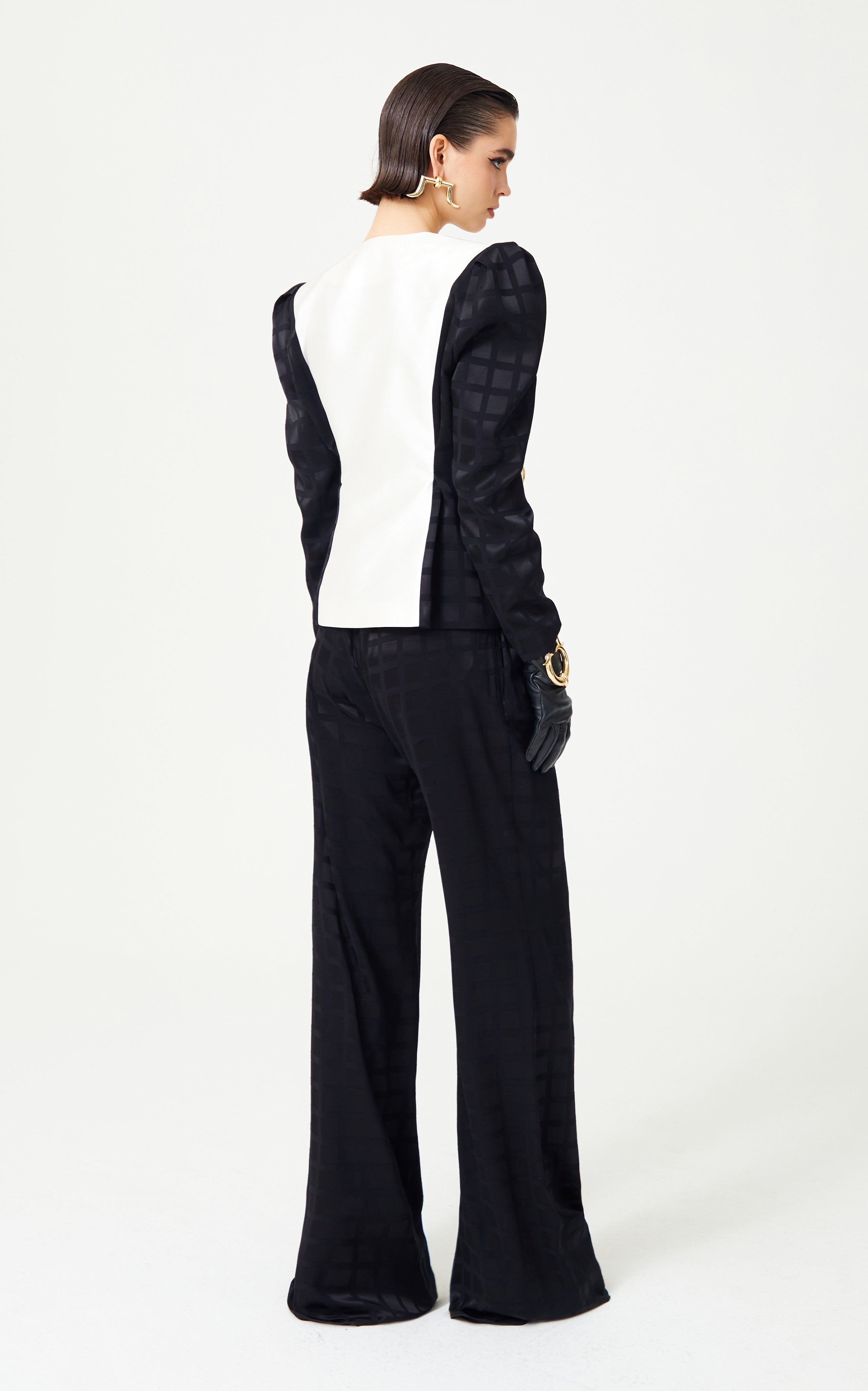 FW24-J-1005-Black-40 raisa_vanessa black-and-white-jacket-with-puffer-style-sleeves