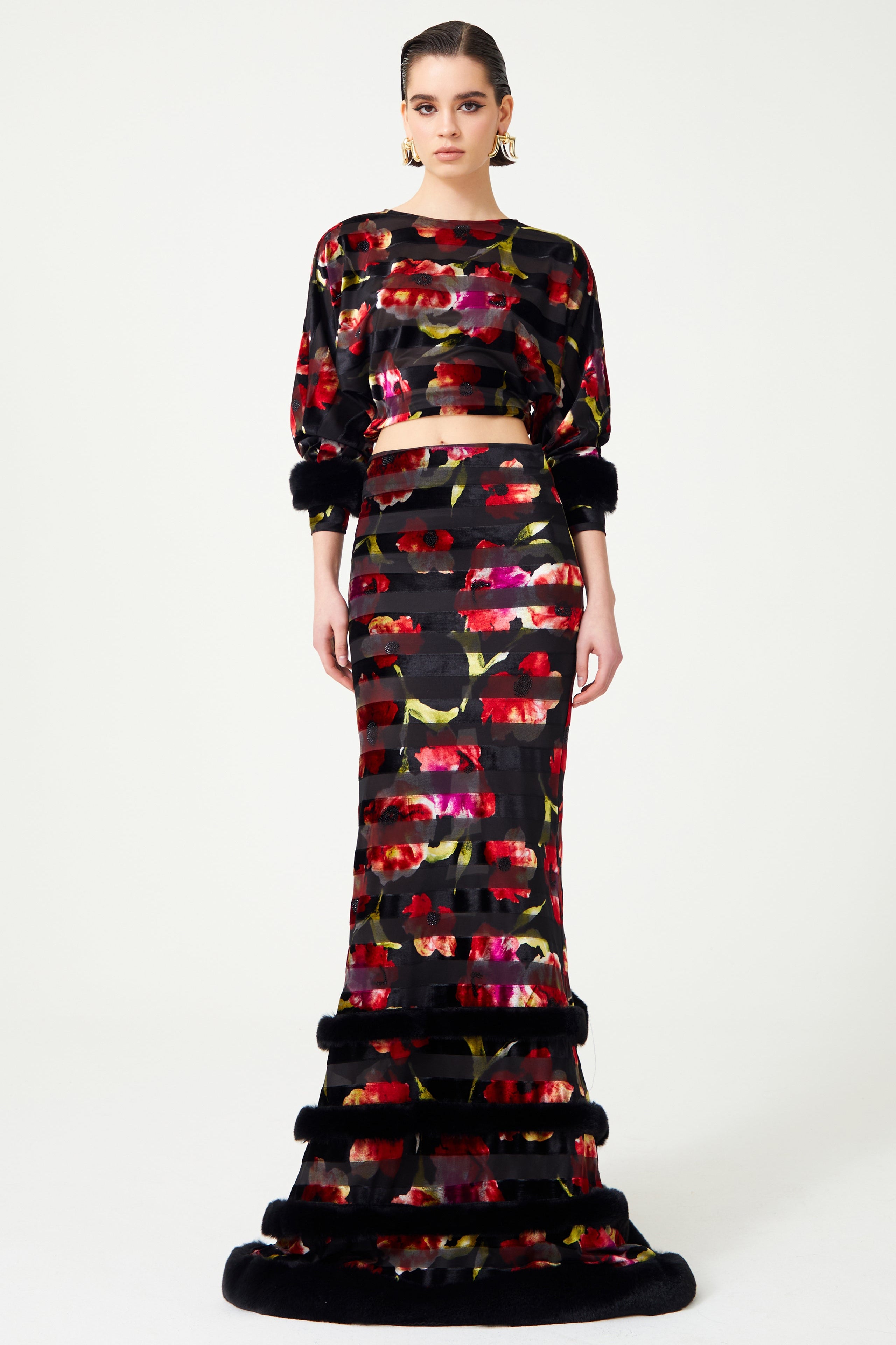 FW24-T-1001-Printed Red-34 raisa_vanessa red-flower-printed-stretchy-black-crop-top-with-feather-sleeve-finishing