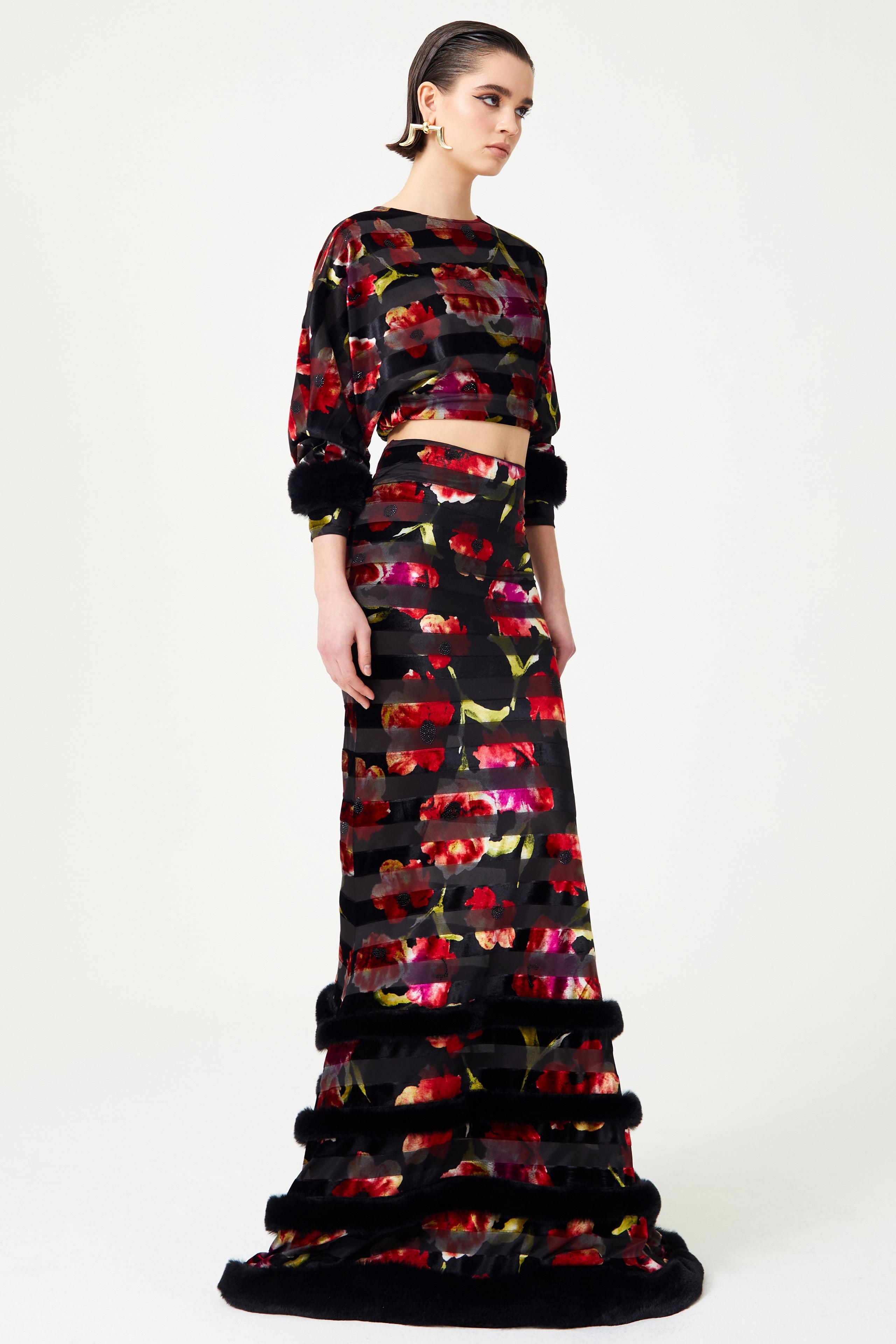 FW24-T-1001-Printed Red-36 raisa_vanessa red-flower-printed-stretchy-black-crop-top-with-feather-sleeve-finishing
