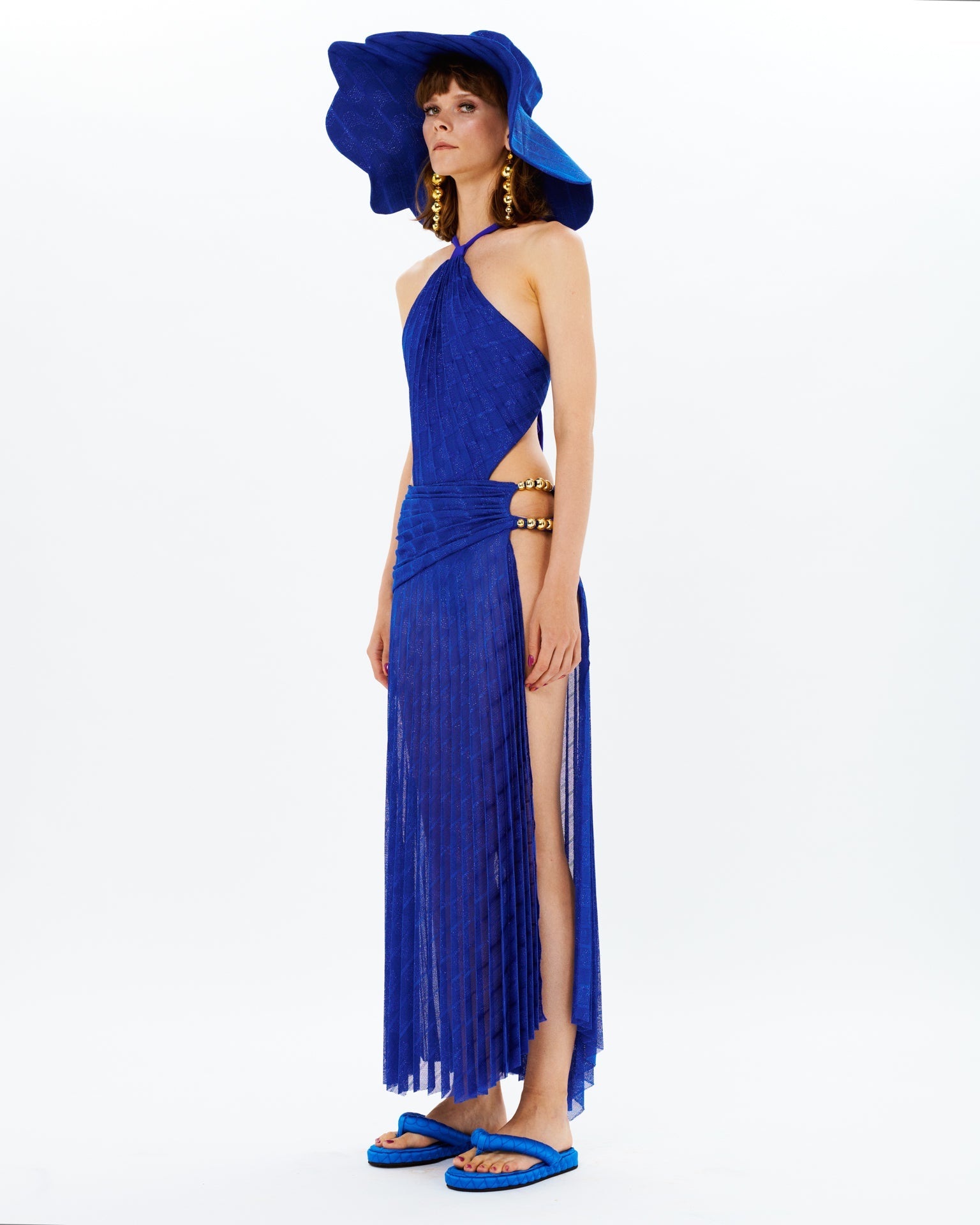 RS22-S-734-Saxe Blue-34 raisa_vanessa pleated-maxi-skirt