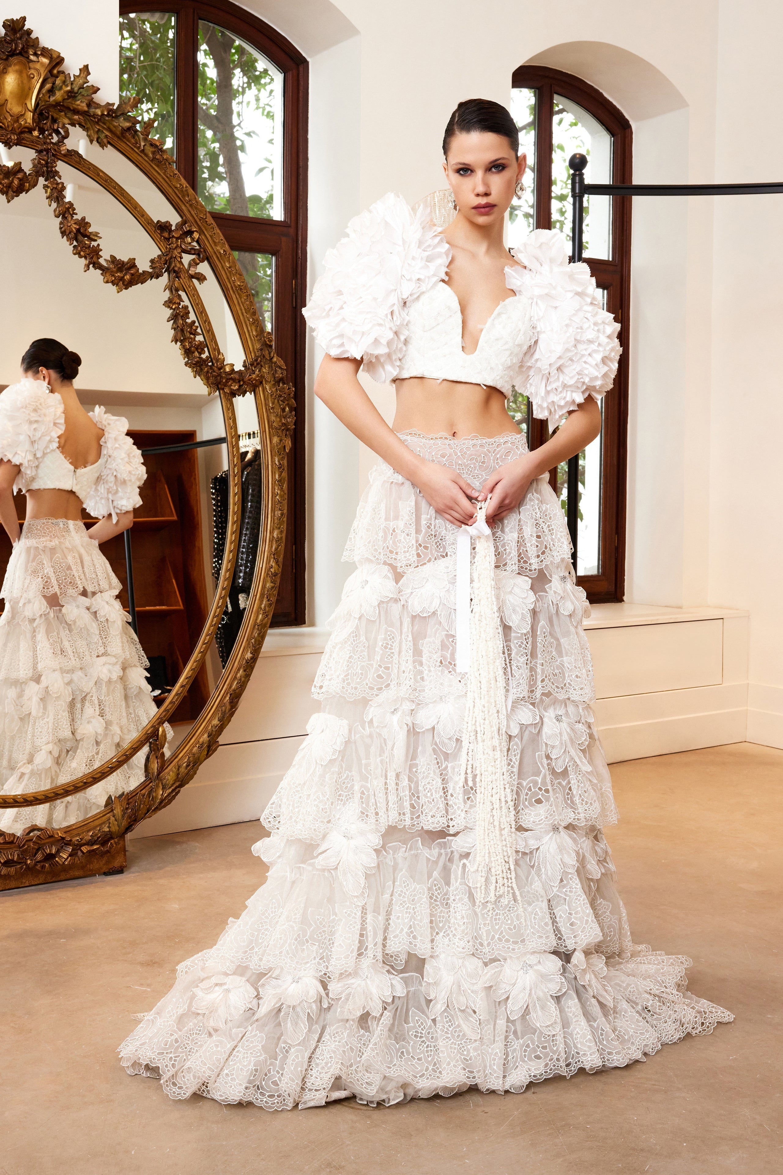 RV-BR-1008-White-36 raisa_vanessa white-flower-embroidered-strassed-maxi-skirt