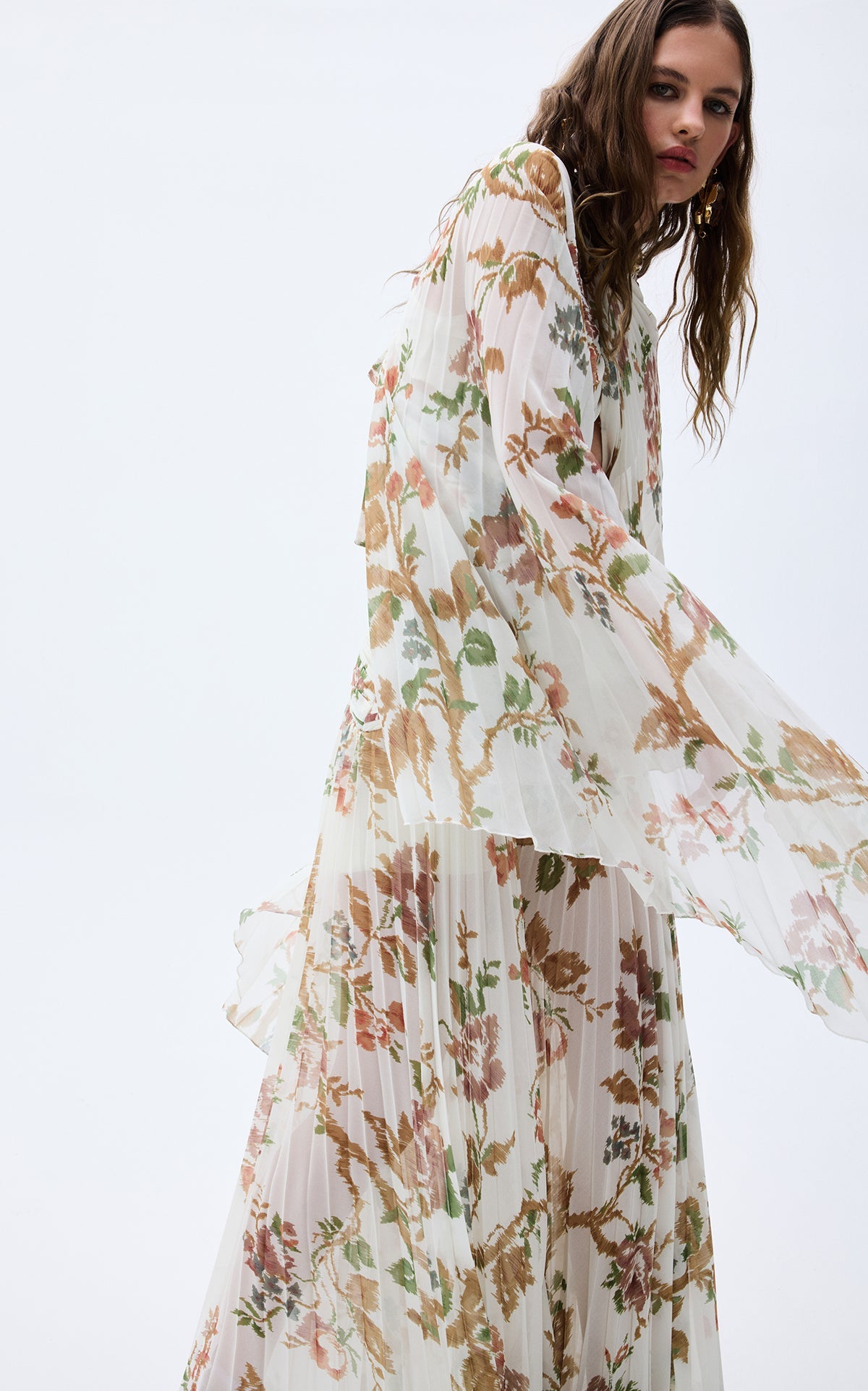 SS25-P-1006-printed-40 raisa_vanessa pleated-chiffon-wide-leg-flower-printed-pants