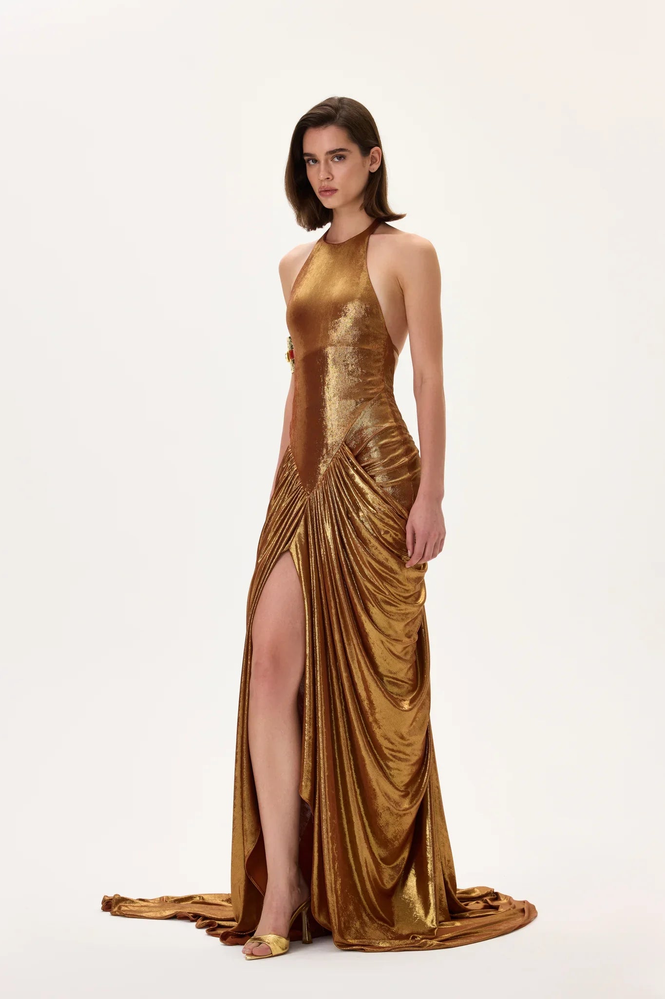 SS26-D-1011-36 raisa_vanessa bronze-metallic-jersey-gown-with-front-slit-and-train