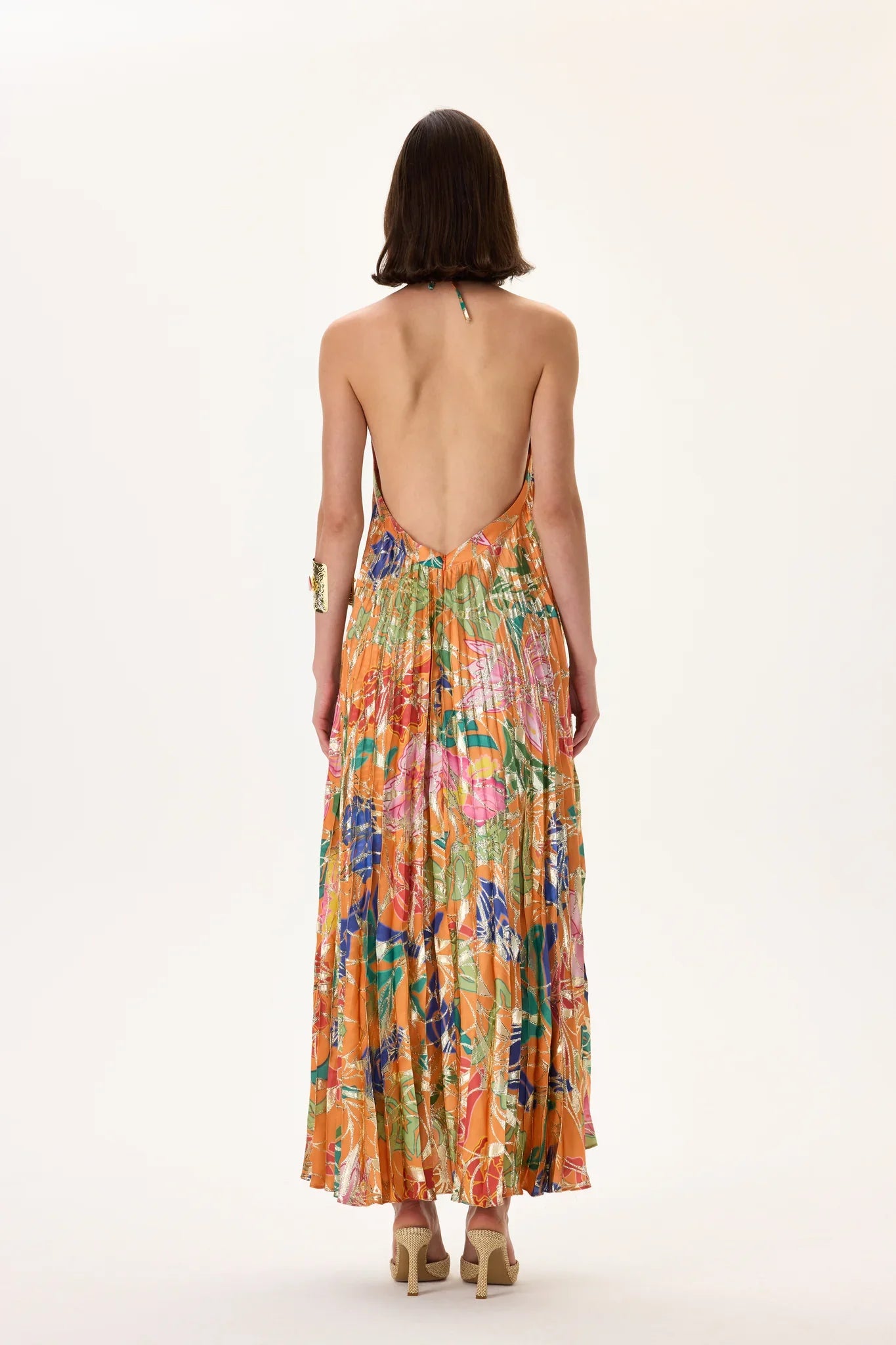 SS26-D-1024-38 raisa_vanessa orange-pleated-viscose-multi-color-flower-printed-midi-dress-with-gold-foil-accents