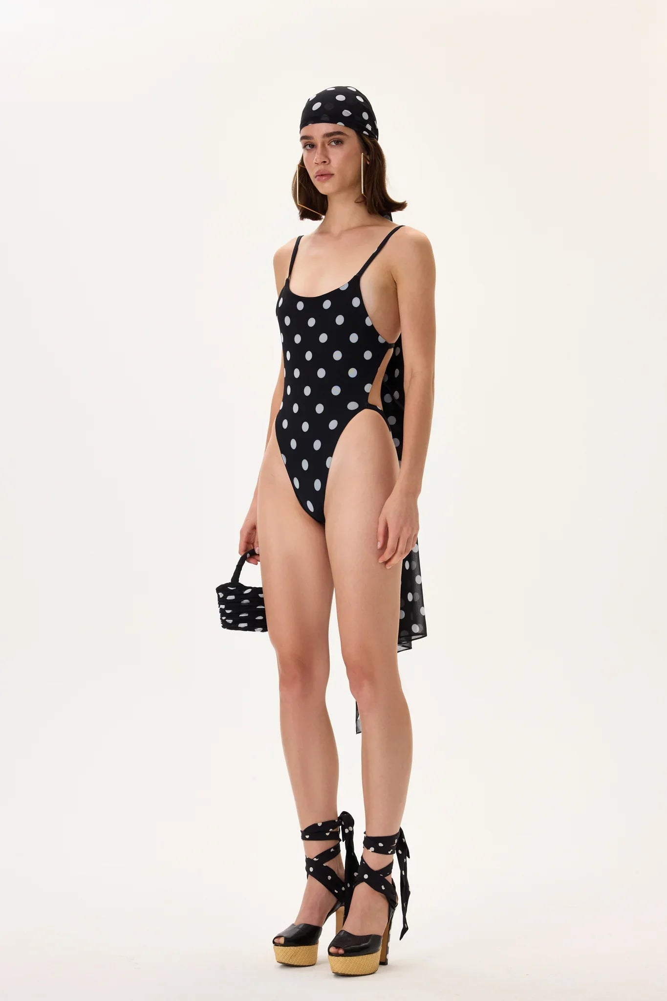 SS26-BW-1006-36 raisa_vanessa black-polka-dot-swimsuit