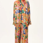 SS26-P-1009-2-36 raisa_vanessa orange-pleated-viscone-multi-color-flower-printed-wide-leg-pants-with-gold-foil-accents