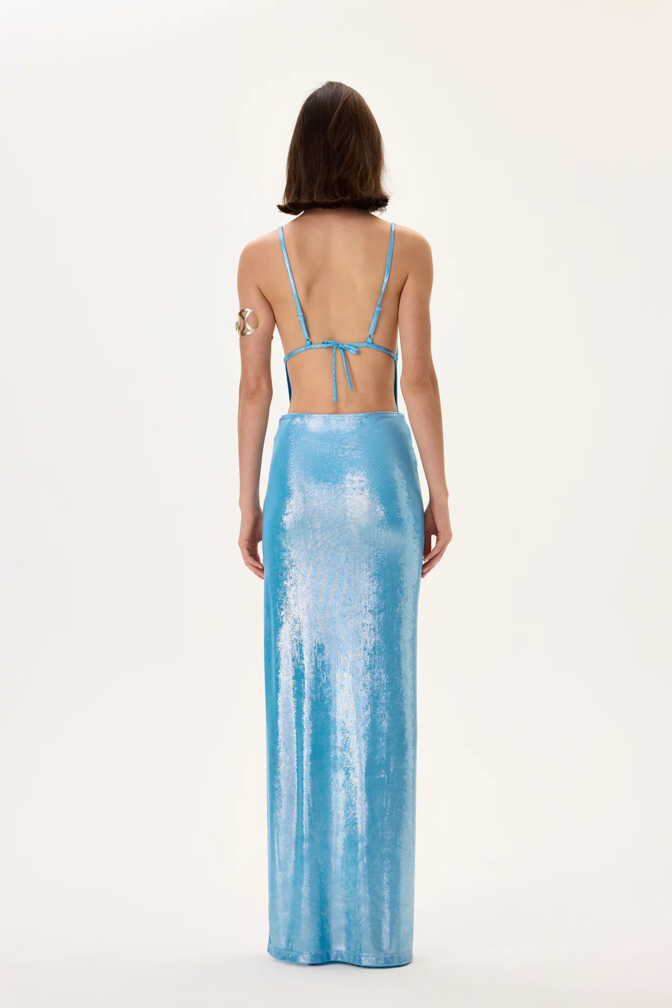 SS26-S-1006-38 raisa_vanessa metallic-jersey-skirt-with-gold-belt-and-side-slit