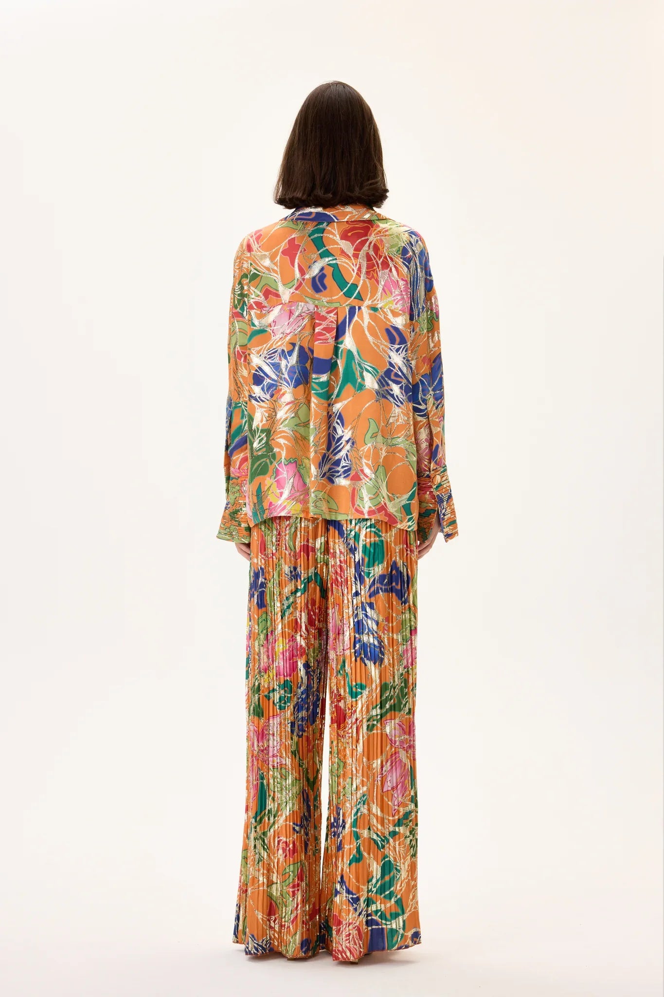 SS26-T-1019-38 raisa_vanessa orange-viscose-multi-color-flower-printed-shirt-with-gold-foil-accents