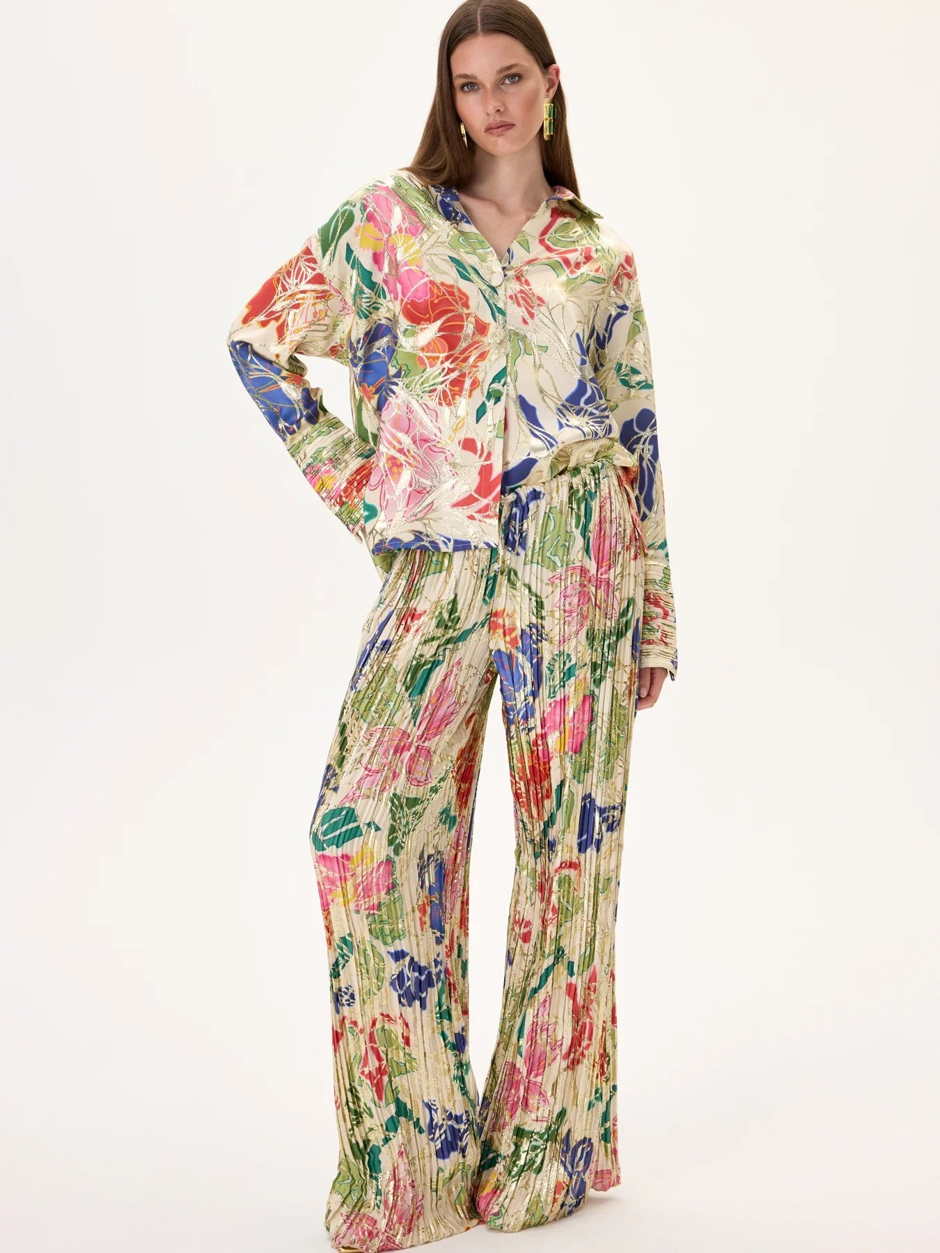 SS26-P-1010-40 raisa_vanessa orange-pleated-viscose-multi-color-flower-printed-wide-leg-pants-with-gold-foil-accents