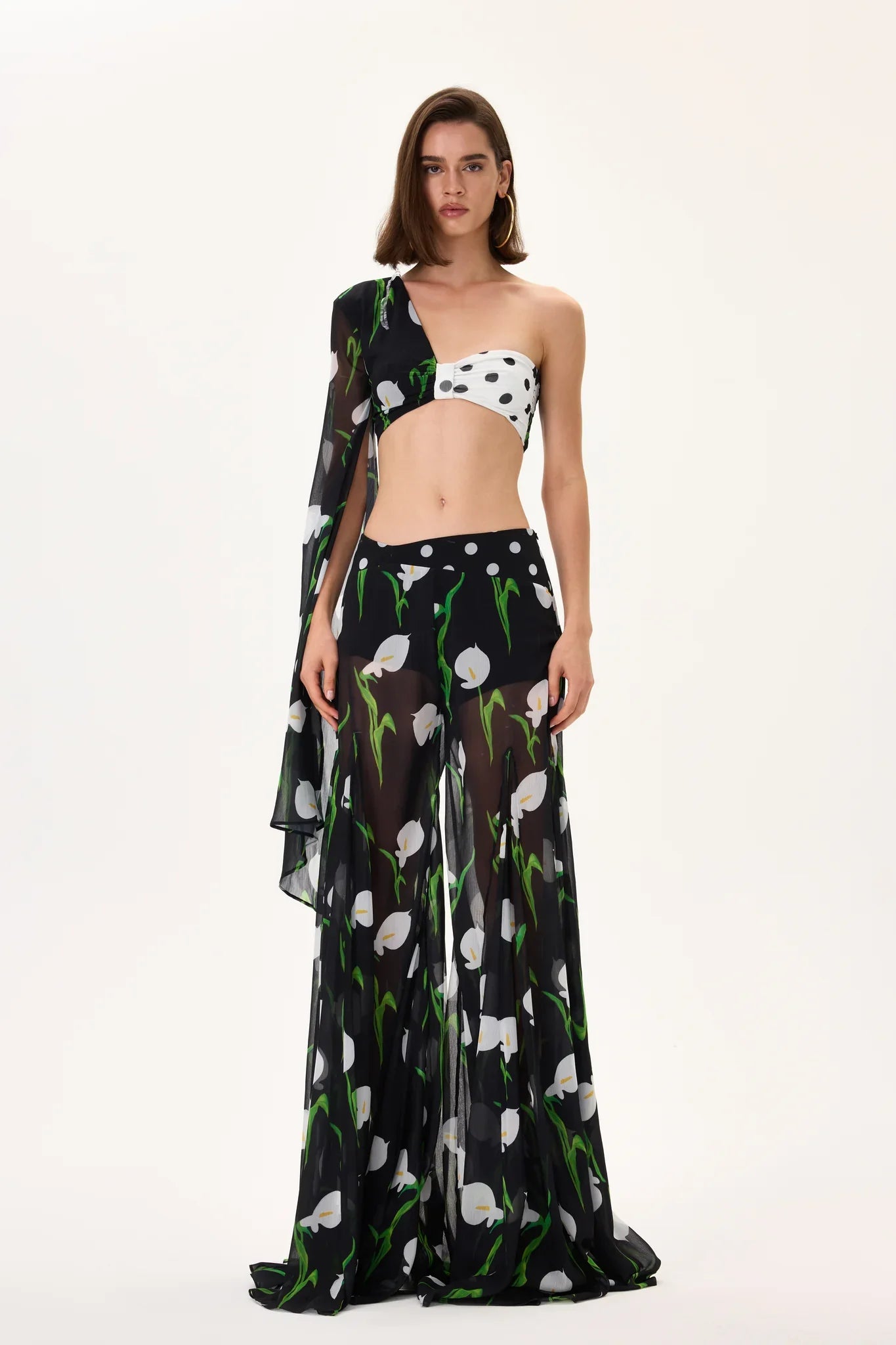 SS26-P-1018-34 raisa_vanessa flower-patterned-polka-dot-waistline