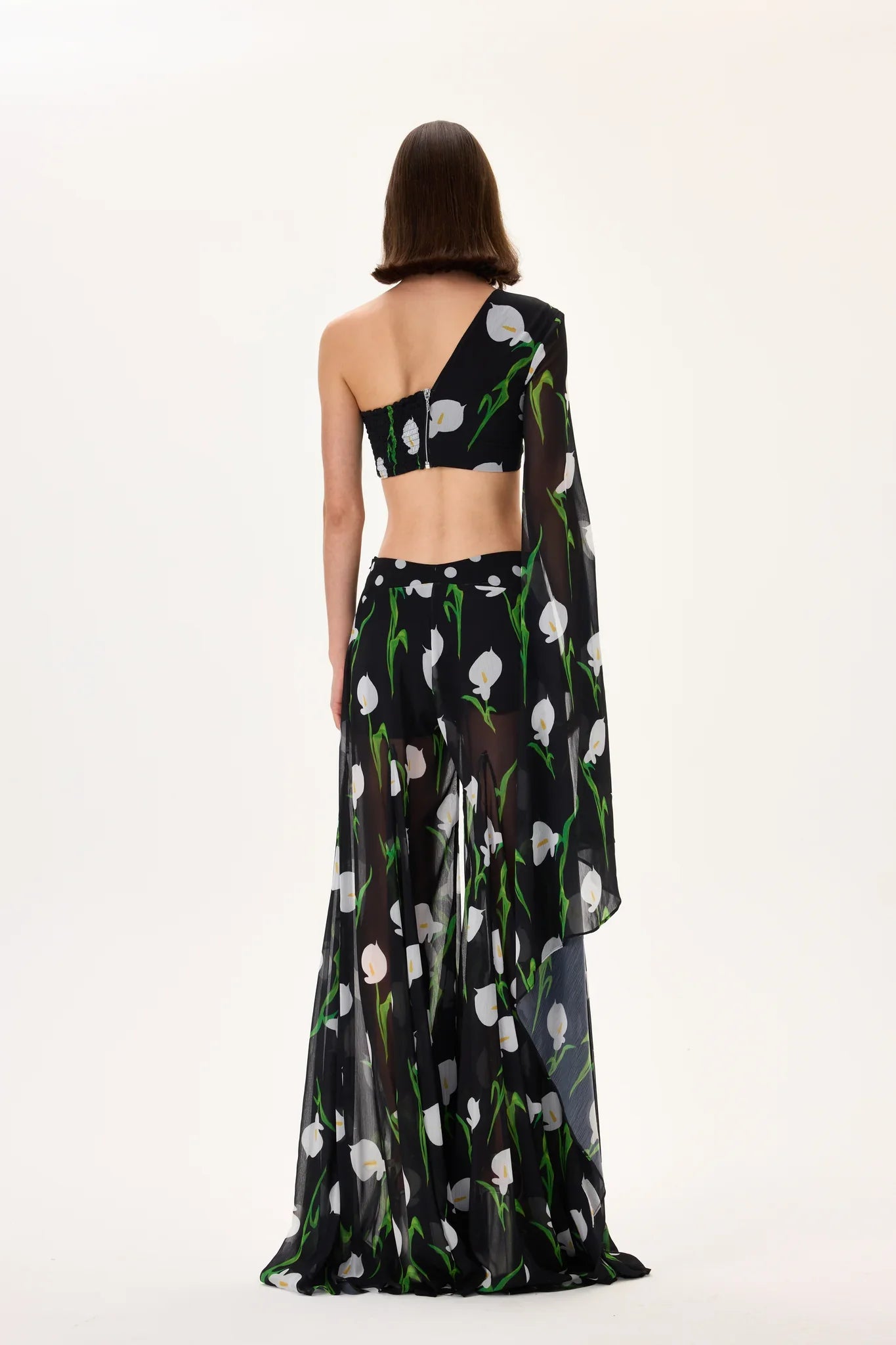 SS26-P-1018-38 raisa_vanessa flower-patterned-polka-dot-waistline