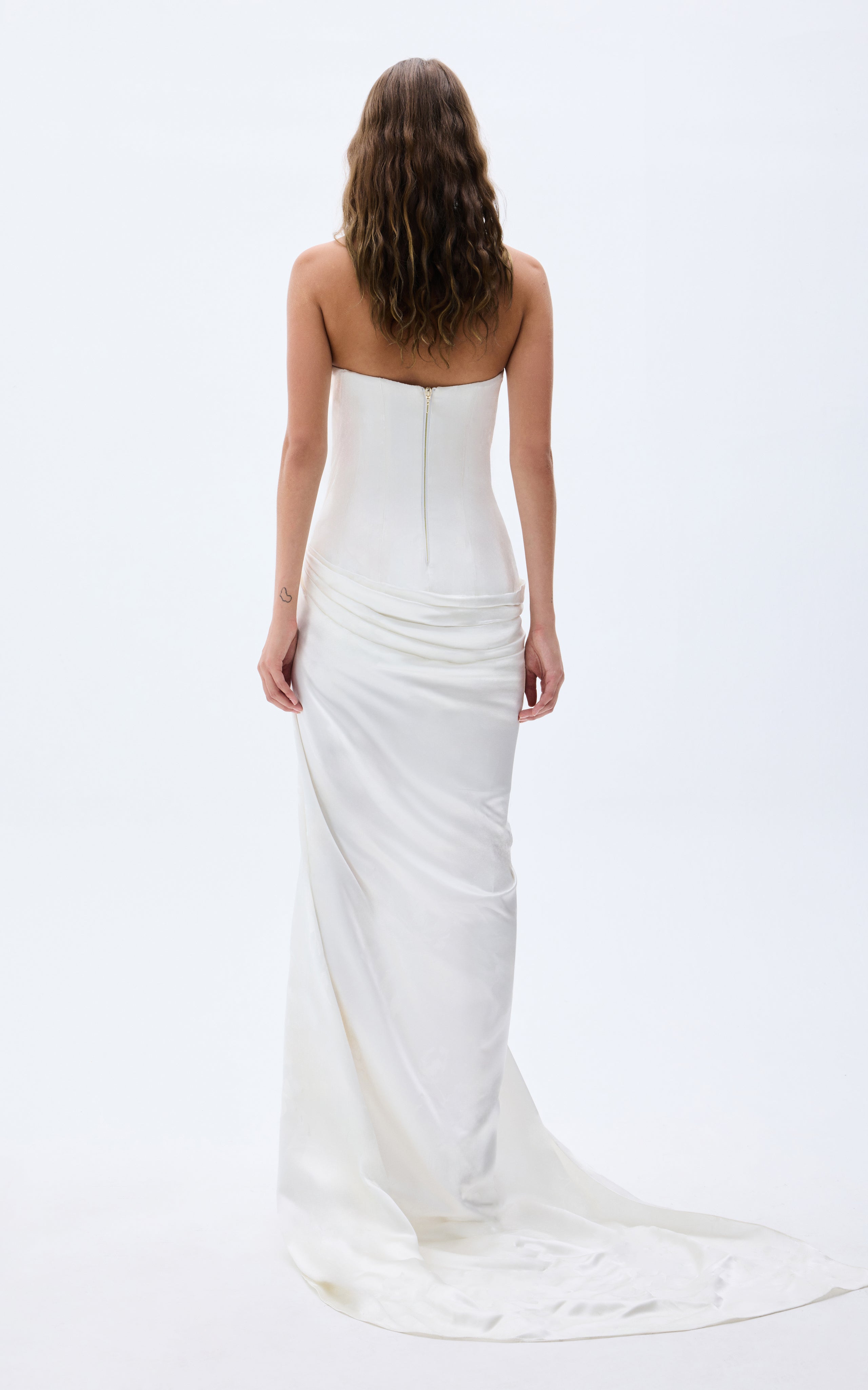 SS25-D-1001-white-38 raisa_vanessa satin-strapless-corset-detailed-evening-dress
